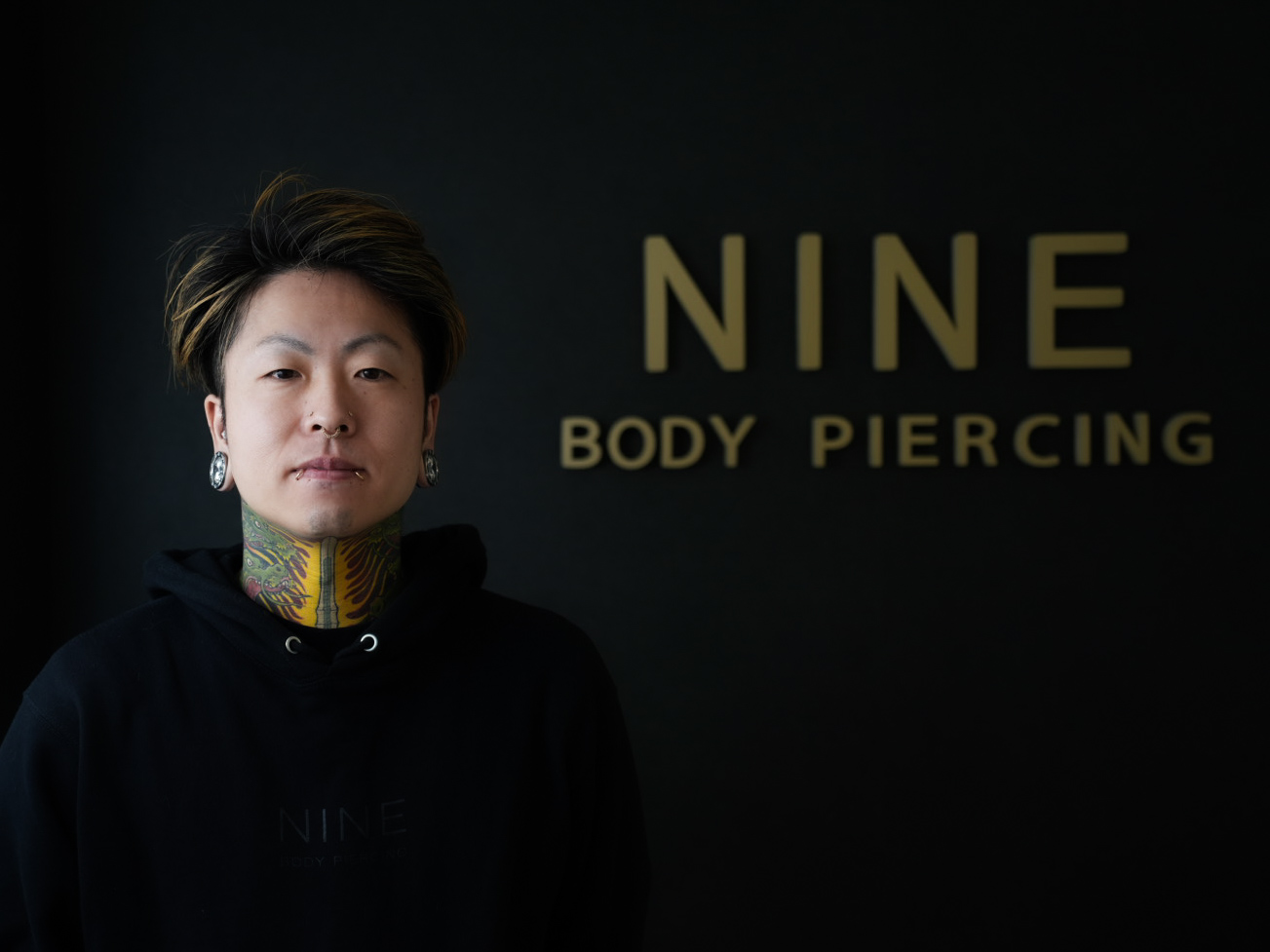 NINE BODY PIERCING - Staff